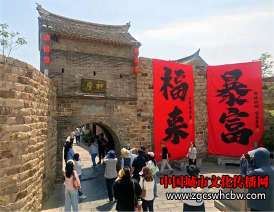 base_download_att (1).jpg