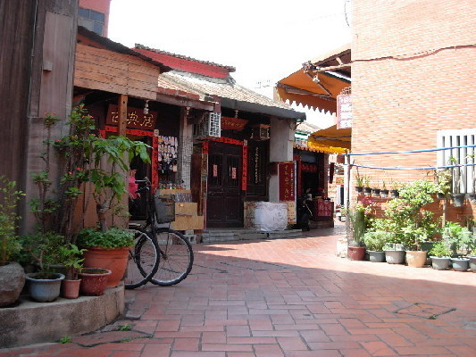 125016678_571n.JPG
